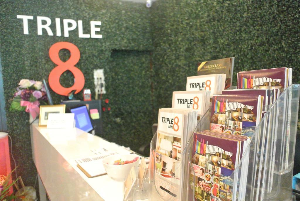 Triple 8 Inn Bangkok Buitenkant foto